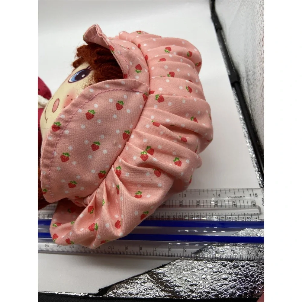 Basic Fun Strawberry Shortcake Plush Rag Doll 2021 Classic Style Red Yarn‎ Hair